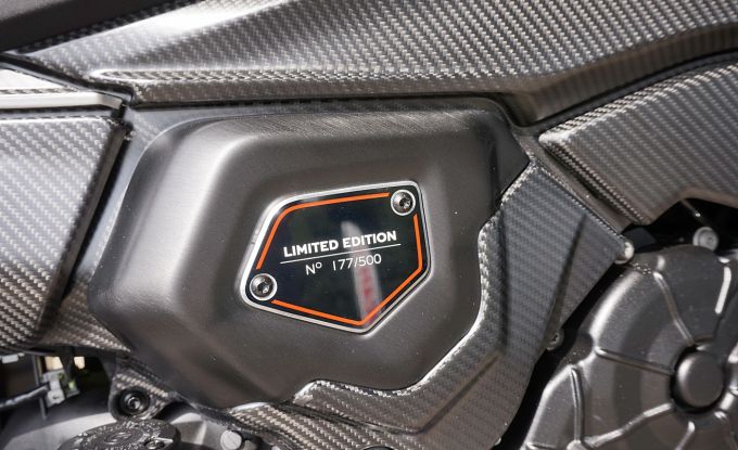 Ducati Diavel v4 for Bentley