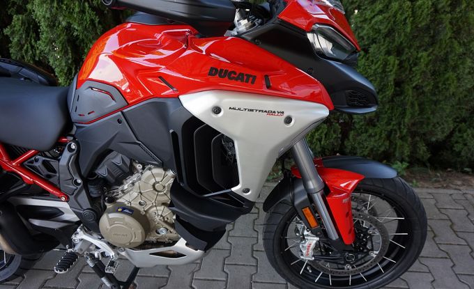 Ducati Multistrada V4 Rally Radar Red