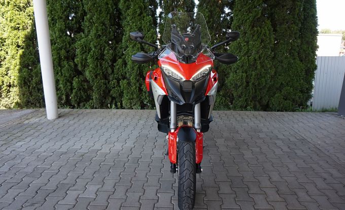 Ducati Multistrada V4 Rally Radar Red