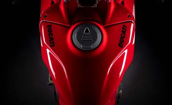 Panigale V4