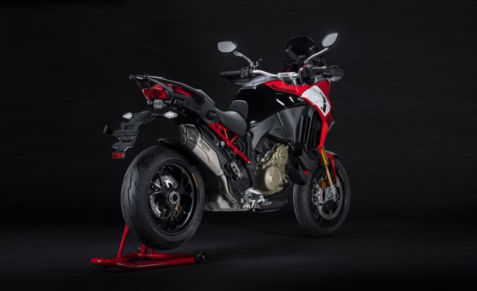 Multistrada V4 PIKES PEAK