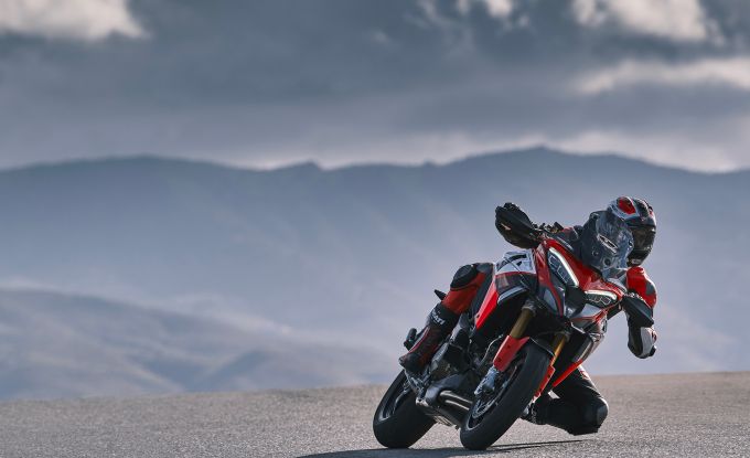 Multistrada V4 PIKES PEAK