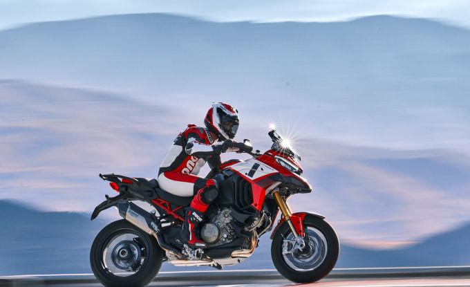 Multistrada V4 PIKES PEAK