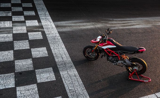 Hypermotard 950 SP