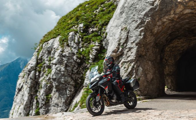 Multistrada V4 S Grand Tour